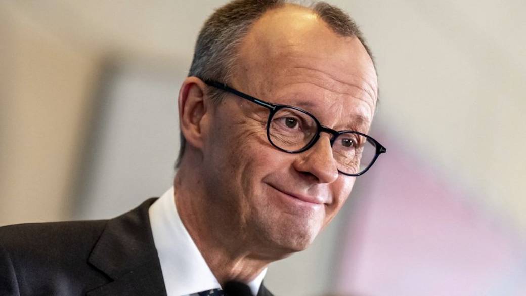 Click to play video: 'Germany’s Merz becomes chancellor on 2nd ballot after initial defeat'